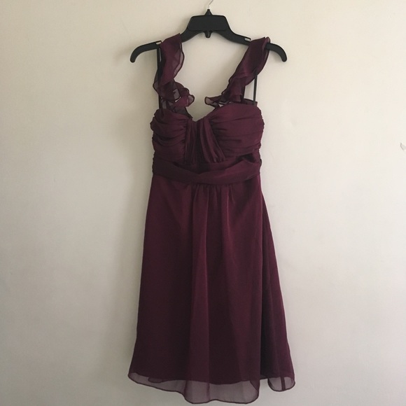 Alvina Valenta Maids Dress in Burgundy - Picture 3 of 5